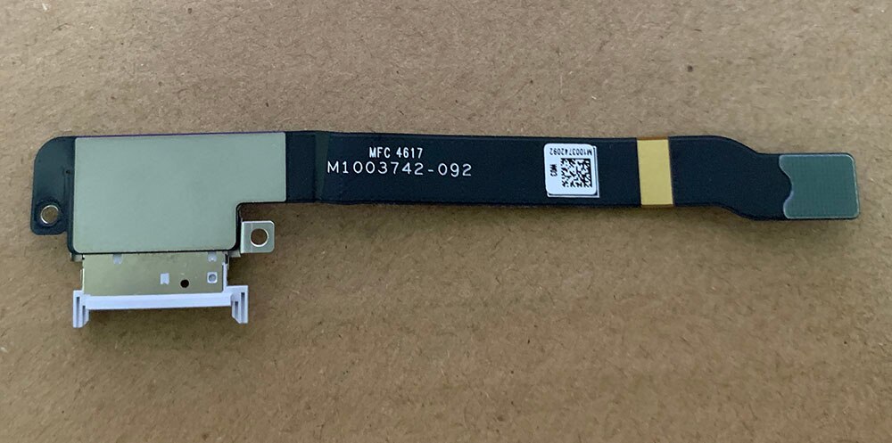 M1003742-092 For Microsoft new surface pro 5 pro5 1796 Tfcard slot TF Memory card cable M1003742-092 For Microsoft new surface pro 5 pro5 1796 Tfcard slot TF Memory card cable